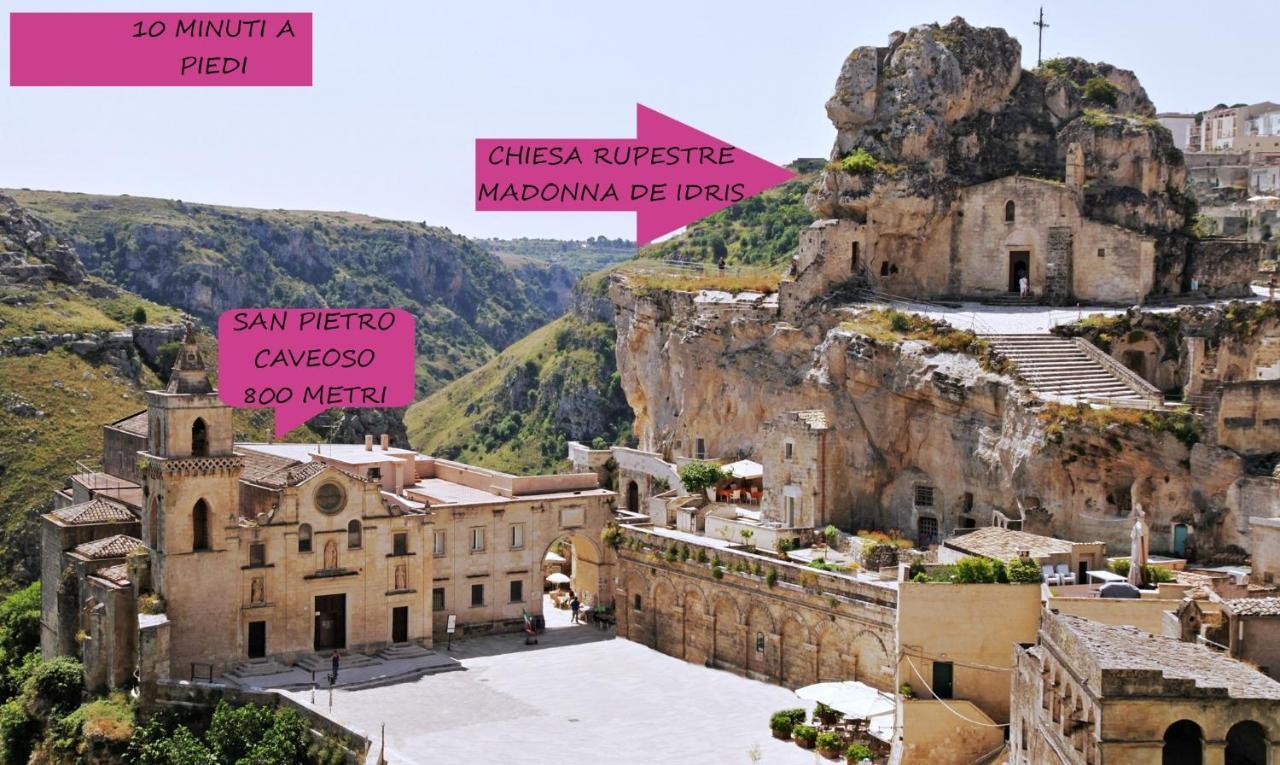 Dimora Mefite-Camere Con Bagno Privato E Self Check-In Matera Exterior photo
