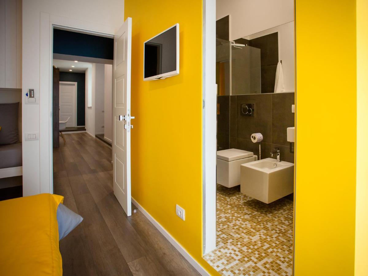 Dimora Mefite-Camere Con Bagno Privato E Self Check-In Matera Exterior photo